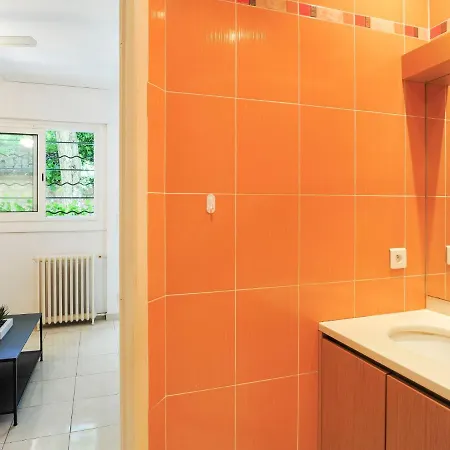 Apartment L'oasis By Interhome Cannes